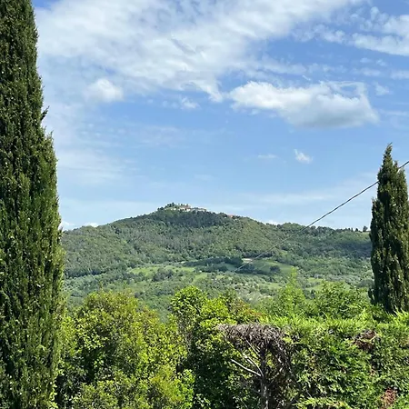 Aia Leccioni Farm stay